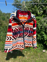 Load image into Gallery viewer, no. 20 geometric fleece snap sweater
