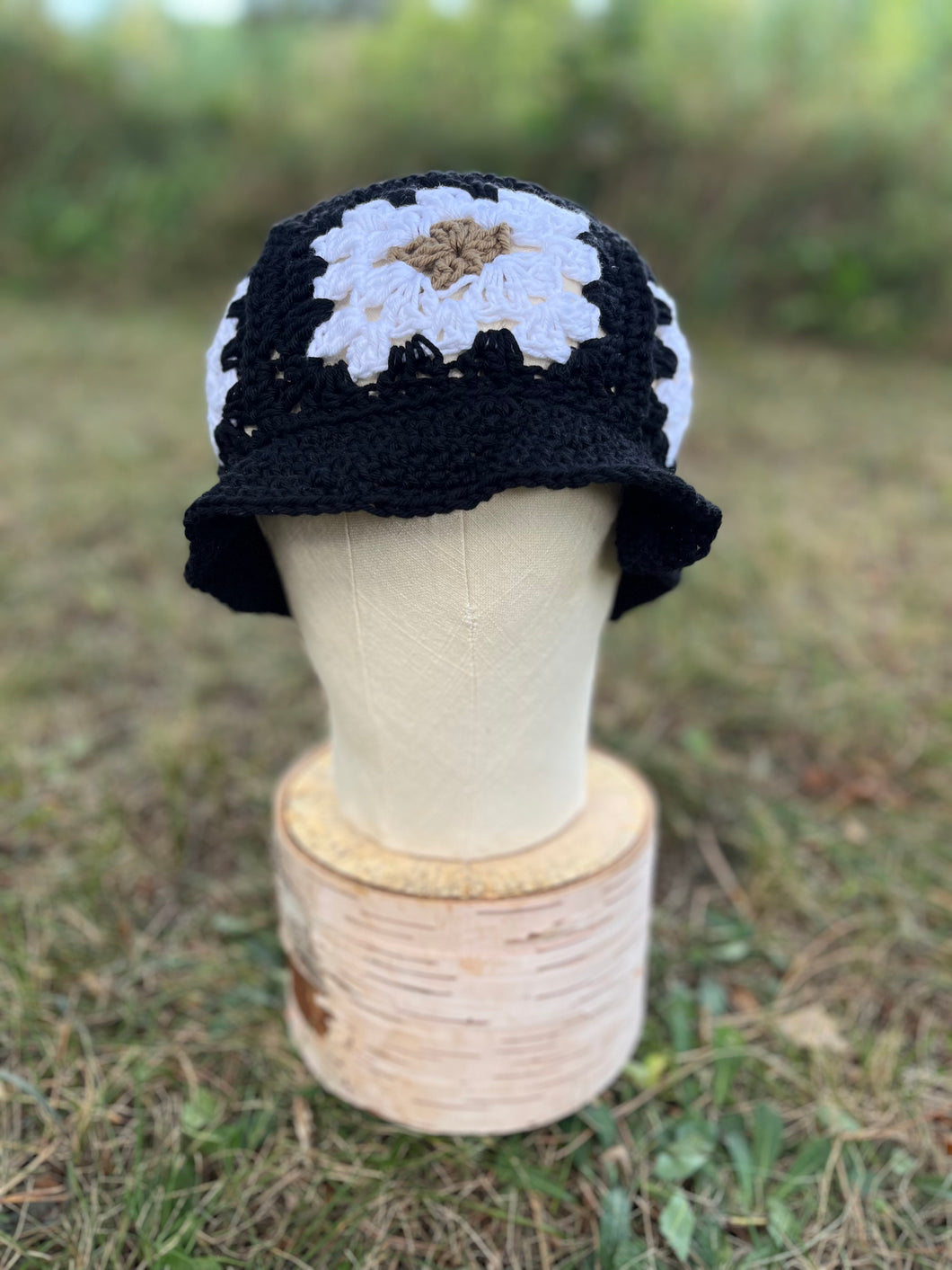 Crochet bucket hat