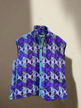 Load image into Gallery viewer, no. 29 fleece snap vest
